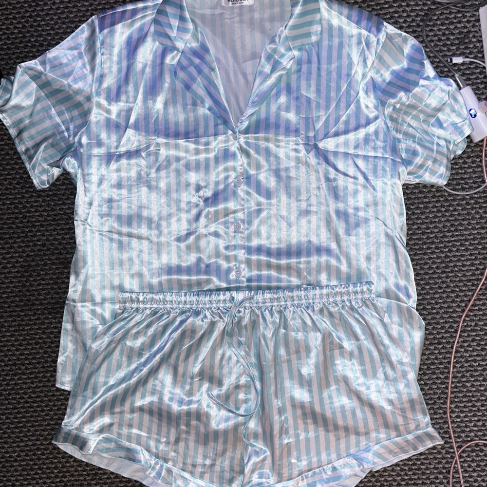 Hotouch Striped Satin Pajama Set